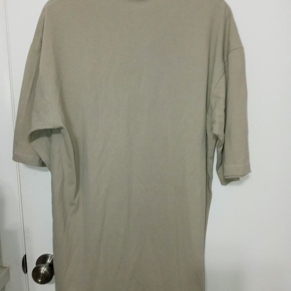 Its Africa Men's Khaki Polo Embroidered Elephant On Front Textured Collar M - Picture 6 of 9